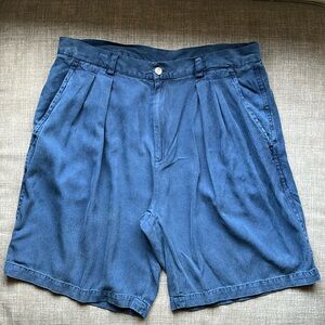 Tommy Bahama Natural Fiber 100% Silk Pleated Navy Blue Chino Shorts Luxury 36